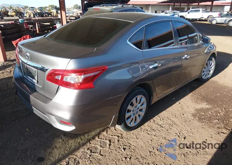 2017 Nissan Sentra S z USA, uszkodzony, nr VIN 3N1AB7AP1HY282396